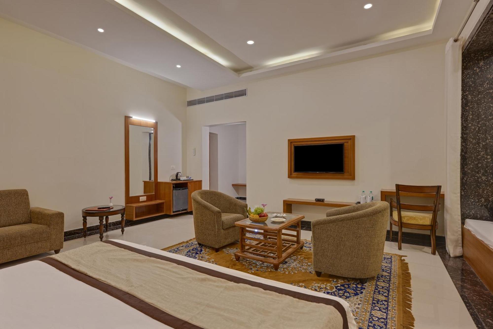 The Everest Hill Resort Kumbhalgarh Exterior photo
