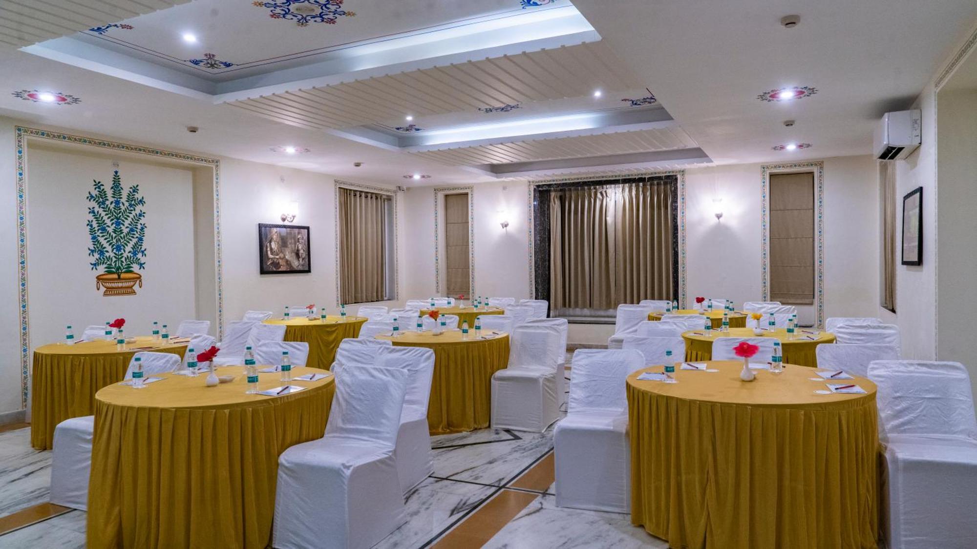 The Everest Hill Resort Kumbhalgarh Exterior photo